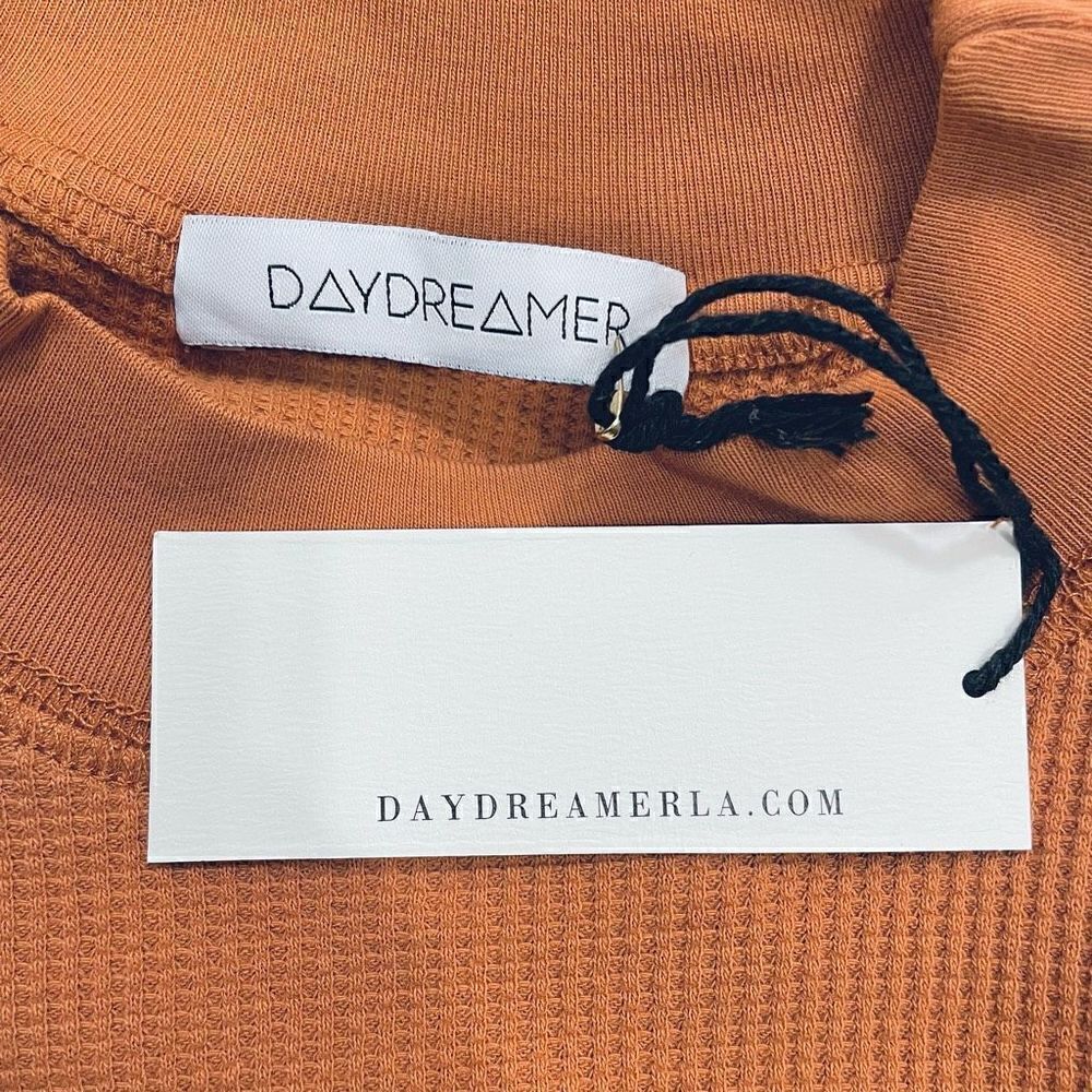 Daydreamer Women Medium Long Sleeve Cotton Knit Turtleneck Top - Picture 5 of 7